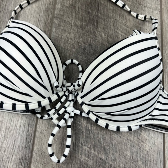 34A VS White/Black Stripe Bikini Top - Picture 10 of 12